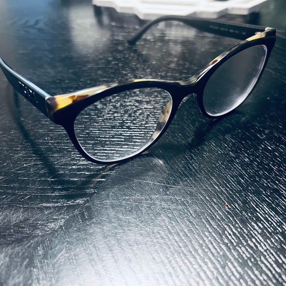 Authentic Prada frames !!!! I have the receipt to show it’s real Prada - Picture 8 of 8